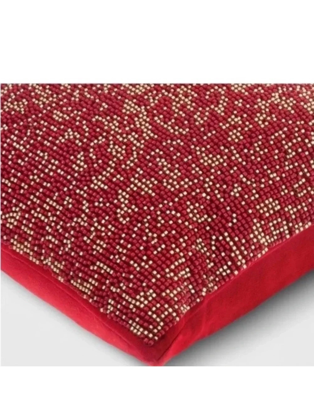 Threshold cranberry red